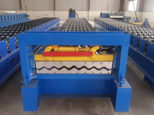 彩钢挂板机