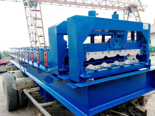 820琉璃瓦成型机