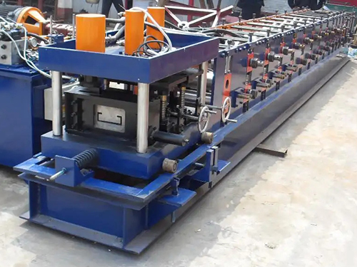 前扭断冲孔C型钢机